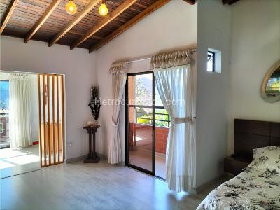 Casa de 4 alcobas en venta en La Doctora, Sabaneta, 1200 m² · foto 17 de 20
