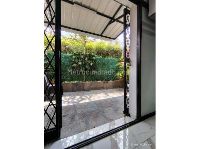 Casa de 5 alcobas en venta en Suramerica, Itagüí, 169 m² · foto 15 de 20