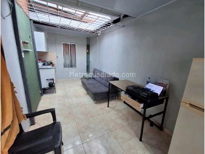 Casa de 5 alcobas en venta en Belen Los Alpes, Medellín, 216 m² · foto 3 de 10
