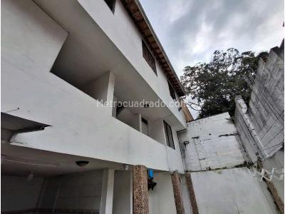 Casa de 5 alcobas en venta en Belen Los Alpes, Medellín, 216 m² · foto 6 de 10