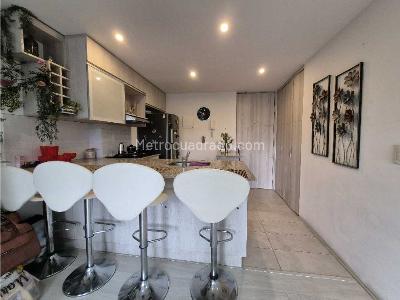 Apartamento en venta en Loma De Los Bernal, Medellín · foto 7 de 17