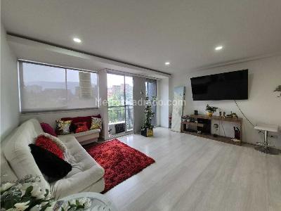 Apartamento en venta en Loma De Los Bernal, Medellín · foto 10 de 17