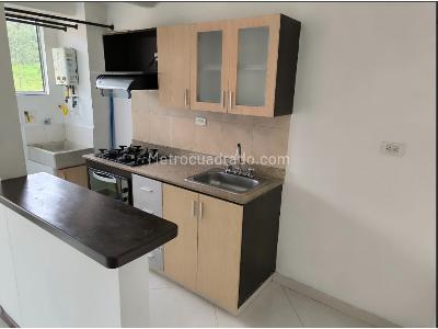 Apartamento en venta en Rodeo Alto, Medellín · foto 2 de 7