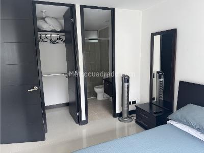 Apartaestudio en venta en El Poblado Milla De Oro, Medellín, 54 m² · foto 3 de 12