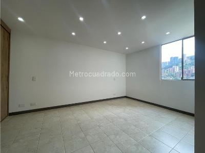 Apartamento de 3 alcobas en venta en El Poblado, Medellín, 84 m² · foto 11 de 18