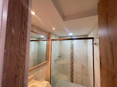 Apartamento de 3 alcobas en venta en El Poblado, Medellín, 84 m² · foto 12 de 18