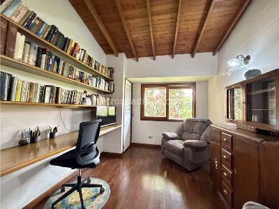 Casa de 4 alcobas en venta en Loma De Los Parra, Medellín, 300 m² · foto 15 de 20