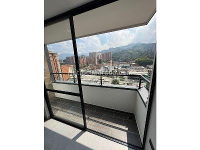 Apartaestudio en venta en Manuel Restrepo, Sabaneta, 38 m² · foto 3 de 16