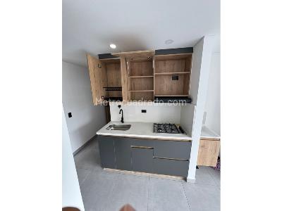 Apartaestudio en venta en Manuel Restrepo, Sabaneta, 38 m² · foto 4 de 16