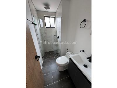 Apartaestudio en venta en Manuel Restrepo, Sabaneta, 38 m² · foto 6 de 16