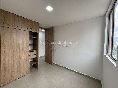 Apartamento de 3 alcobas en venta en Ditaires, Itagüí, 63 m² · foto 7 de 20