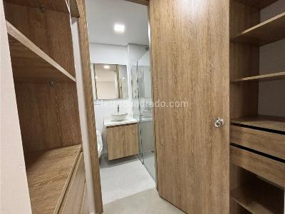 Apartamento de 3 alcobas en venta en Ditaires, Itagüí, 63 m² · foto 8 de 20