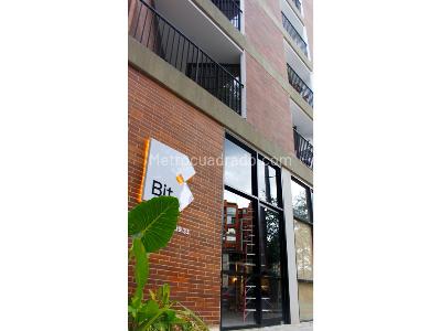 Apartaestudio en venta en Conquistadores, Medellín, 18 m² · foto 2 de 13