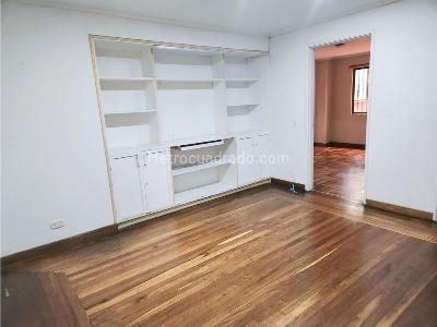Apartamento de 3 alcobas en venta en El Poblado, Medellín, 226 m² · foto 10 de 14