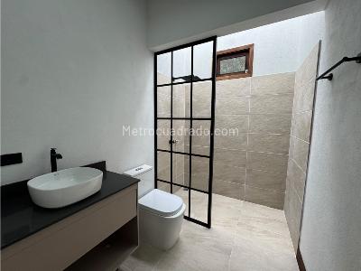 Casa de 3 alcobas en venta en San Antonio De Pereira, Rionegro, 1560 m² · foto 12 de 20