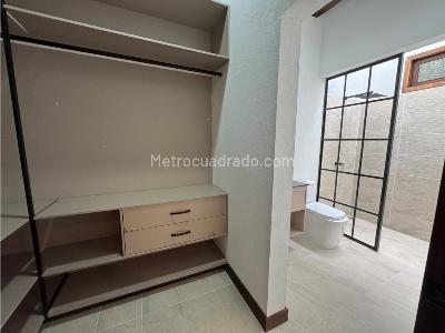 Casa de 3 alcobas en venta en San Antonio De Pereira, Rionegro, 1560 m² · foto 13 de 20