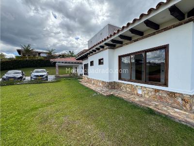 Casa de 3 alcobas en venta en San Antonio De Pereira, Rionegro, 1560 m² · foto 16 de 20