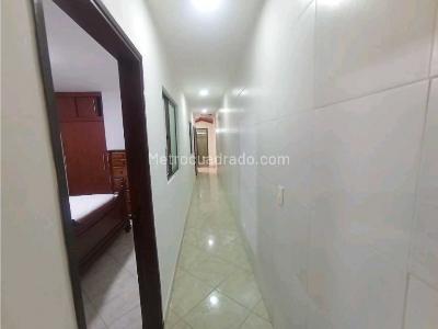 Casa de 3 alcobas en venta en La America, Medellín, 89 m² · foto 4 de 11