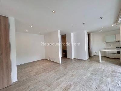 Apartamento en venta en El Poblado, Medellín · foto 2 de 20