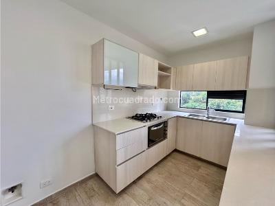 Apartamento en venta en El Poblado, Medellín · foto 20 de 20