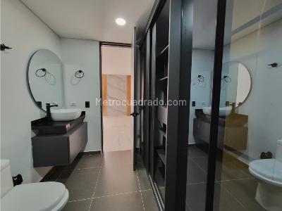Apartamento de 4 alcobas en venta en Laureles, Medellín, 223 m² · foto 10 de 20