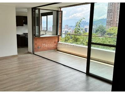 Apartamento en venta en El Poblado, Medellín · foto 2 de 17