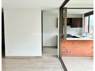 Apartamento en venta en El Poblado, Medellín · foto 3 de 17