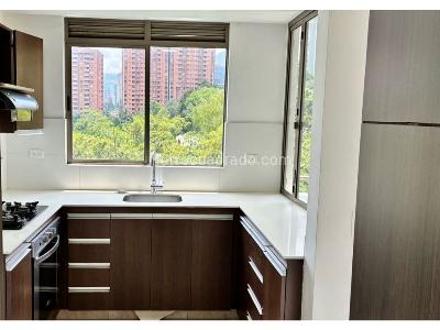 Apartamento en venta en El Poblado, Medellín · foto 7 de 17