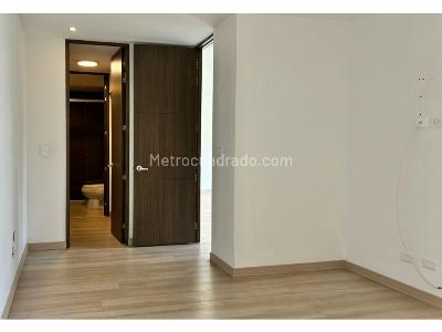 Apartamento en venta en El Poblado, Medellín · foto 9 de 17