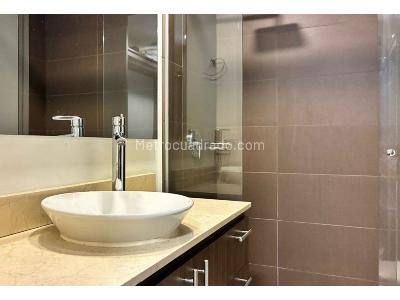 Apartamento en venta en El Poblado, Medellín · foto 15 de 17