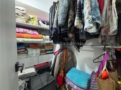 Apartamento de 3 alcobas en venta en El Poblado, Medellín, 98 m² · foto 14 de 20