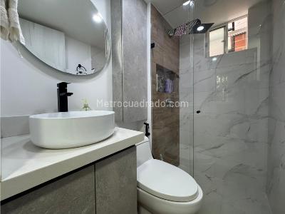 Apartamento de 3 alcobas en venta en El Poblado, Medellín, 98 m² · foto 15 de 20