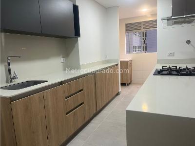 Apartamento de 3 alcobas en venta en Ciudad Del Rio, Medellín, 150 m² · foto 2 de 15