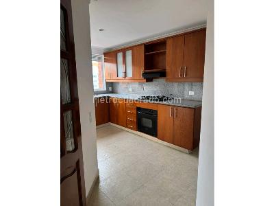 Apartamento de 3 alcobas en venta en Laureles, Medellín, 180 m² · foto 3 de 20
