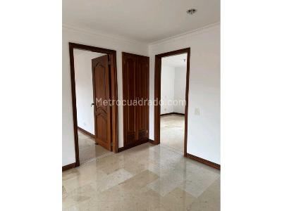 Apartamento de 3 alcobas en venta en Laureles, Medellín, 180 m² · foto 6 de 20