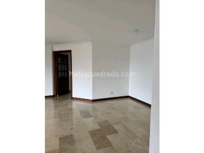 Apartamento de 3 alcobas en venta en Laureles, Medellín, 180 m² · foto 12 de 20