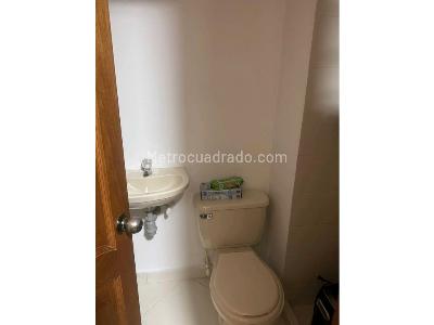 Apartamento de 3 alcobas en venta en Laureles, Medellín, 129 m² · foto 6 de 7