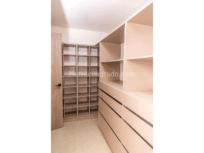Apartamento en venta en El Poblado, Medellín · foto 7 de 15