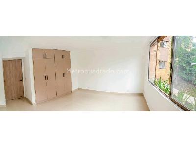 Apartamento en venta en El Poblado, Medellín · foto 8 de 15
