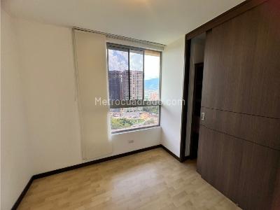 Apartamento de 3 alcobas en venta en Loma De Los Balsos, Medellín, 92 m² · foto 7 de 19