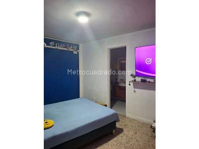 Apartamento de 3 alcobas en venta en Laureles Estadio, Medellín, 130 m² · foto 5 de 17