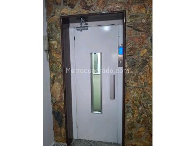 Apartamento de 3 alcobas en venta en Laureles Estadio, Medellín, 130 m² · foto 13 de 17