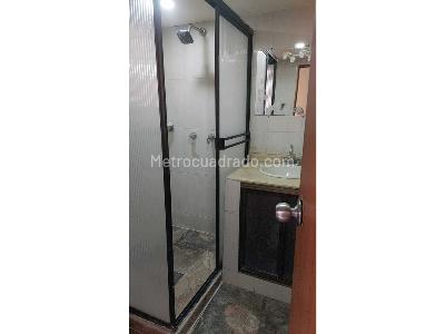 Apartamento de 3 alcobas en venta en Laureles, Medellín, 125 m² · foto 4 de 10
