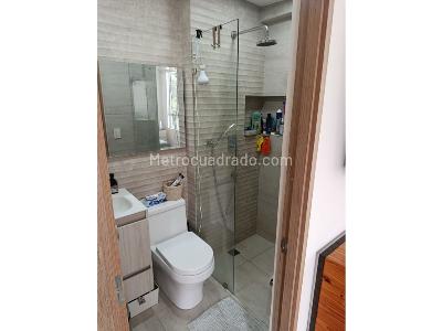 Apartamento de 2 alcobas en venta en Las Lomitas, Sabaneta, 66 m² · foto 11 de 11