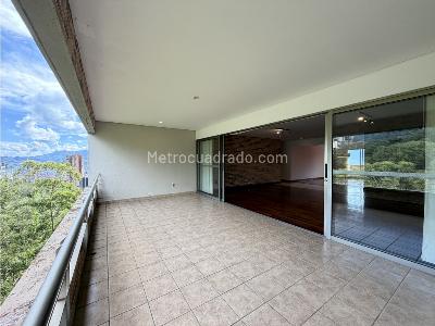Apartamento de 3 alcobas en venta en El Poblado, Medellín, 316 m² · foto 2 de 20