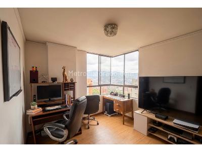 Apartamento de 3 alcobas en venta en El Poblado, Medellín, 123 m² · foto 5 de 8