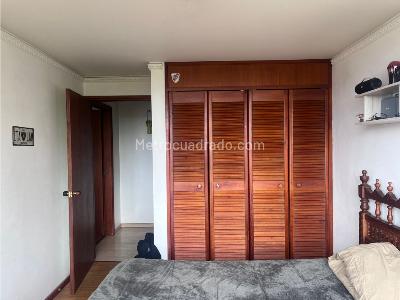 Apartamento de 3 alcobas en venta en El Poblado, Medellín, 123 m² · foto 7 de 8