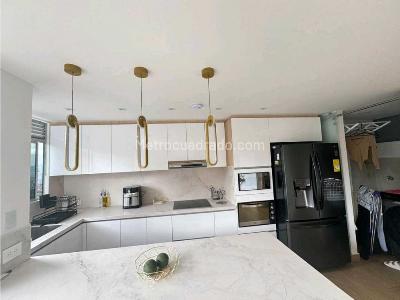Apartamento de 3 alcobas en venta en Tranversal Intermedia, Envigado, 90 m² · foto 2 de 20