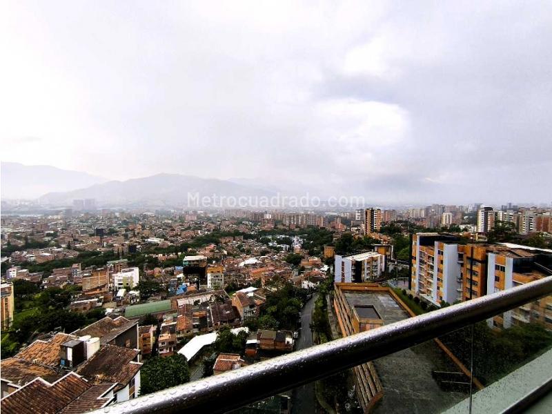 Piso – Envigado, Uribe Angel, Valle de Aburrá - Más