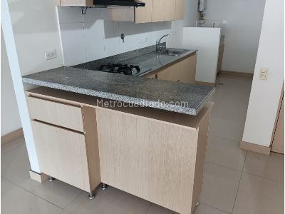 Apartamento de 2 alcobas en venta en Aves Maria, Sabaneta, 78 m² · foto 2 de 15